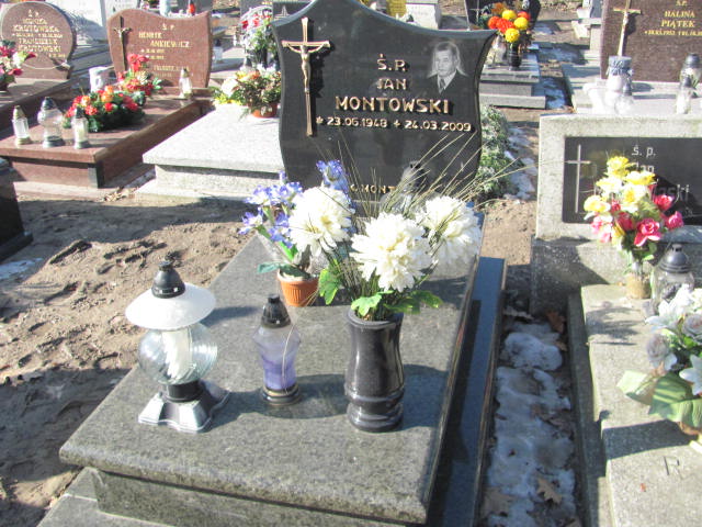 Grób Kazimierz Montowski
